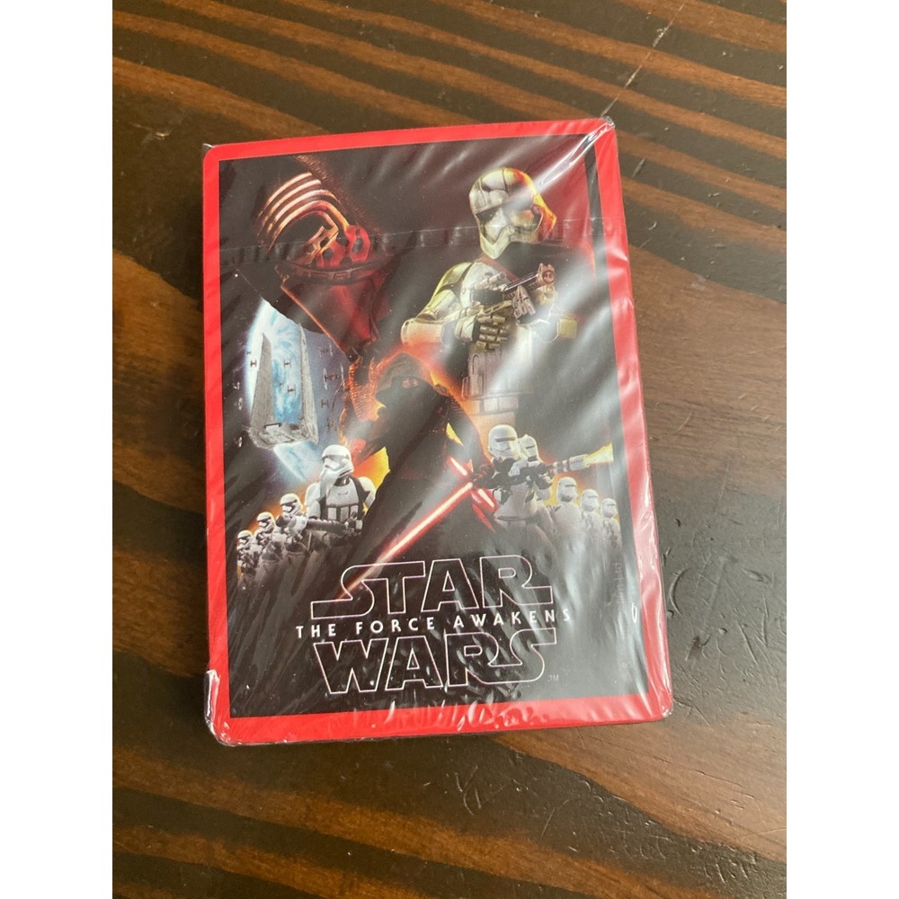 Star Wars The Force Awakens Playing Cards in Storm‎ Trooper Helmet Case - Picture 3 of 8
